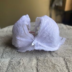 La Vie en Rose White Lace Bra